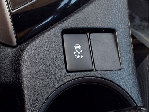 Used 2014 Toyota Corolla L w/ Body Protection Package FWD image 18