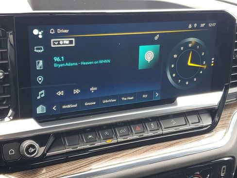 Used 2023 Chevrolet Silverado 1500 RST w/ Convenience Package II image 17