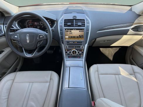 Used 2017 Lincoln MKZ Select image 13