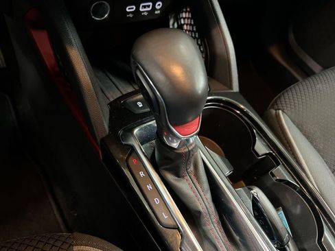 Used 2023 Chevrolet TrailBlazer RS image 17