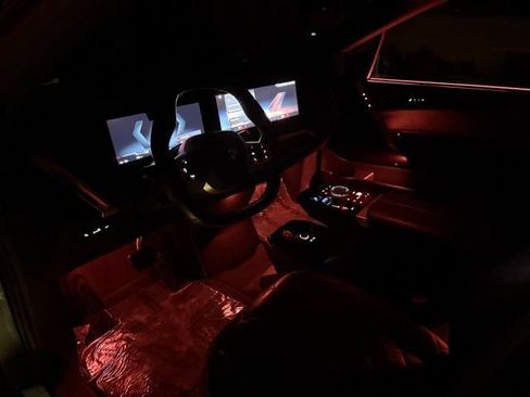 Used 2022 BMW iX xDrive50 w/ Premium Package image 48