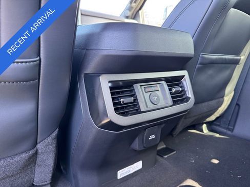 Used 2026 Ford F250 Platinum image 18