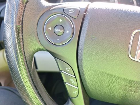 Used 2015 Honda Accord EX image 19