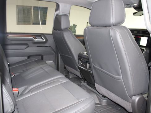 Used 2025 GMC Sierra 2500 Denali w/ Denali Reserve Package image 36