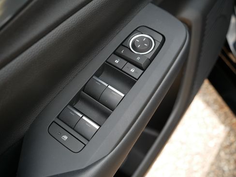 Used 2026 Toyota Prius AWD image 19