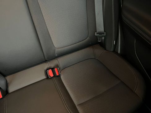 Used 2025 Buick Encore GX Preferred image 37