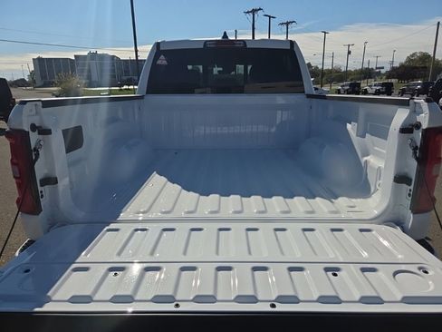 New 2026 RAM 1500 Big Horn AWD/4WD image 7