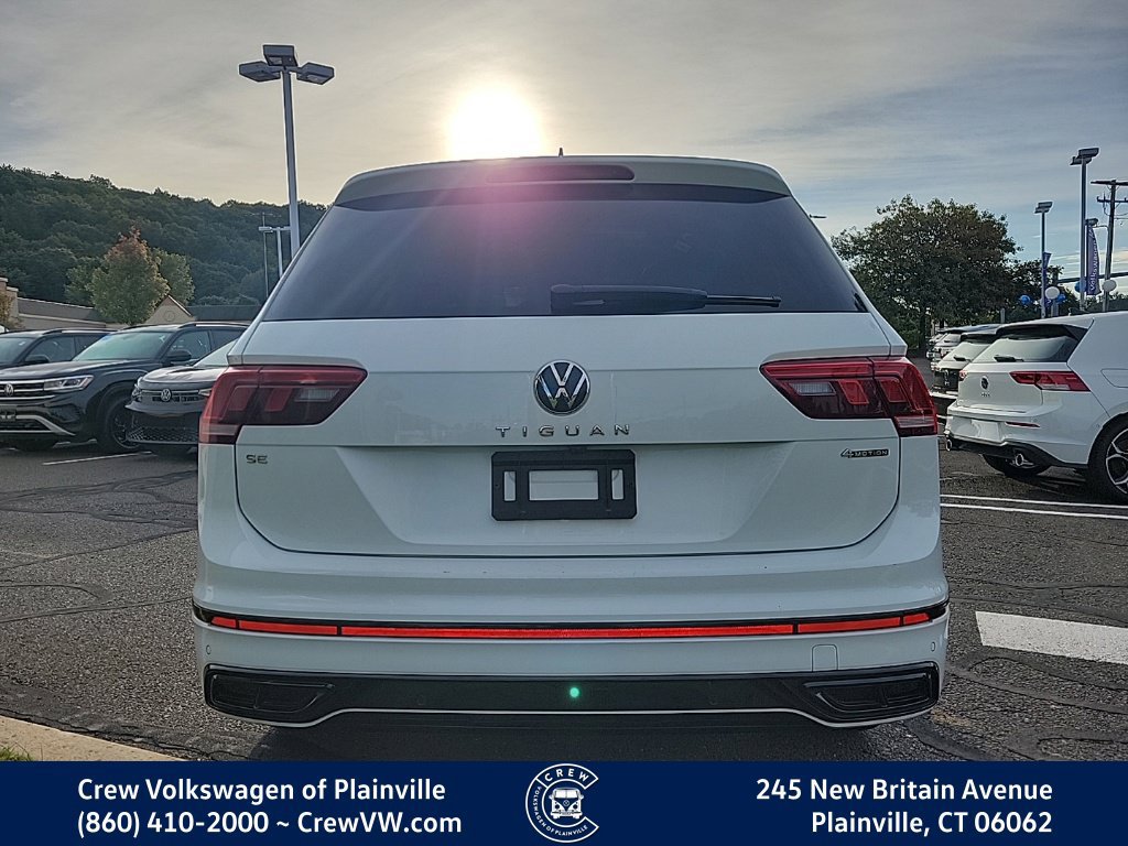 Certified 2022 Volkswagen Tiguan SE R-Line AWD/4WD image 29