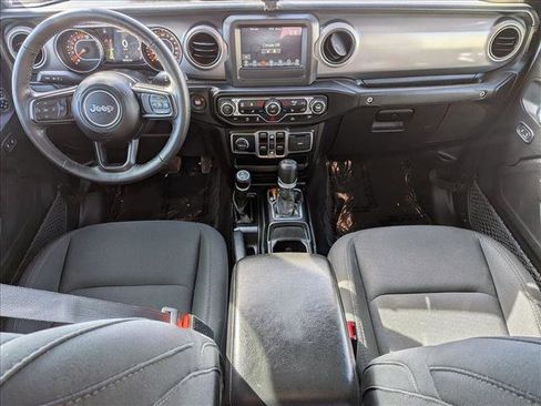 Used 2022 Jeep Gladiator Willys image 18