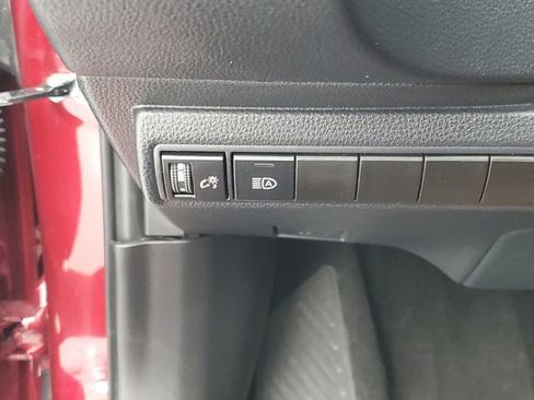 Used 2025 Toyota Corolla LE FWD image 28