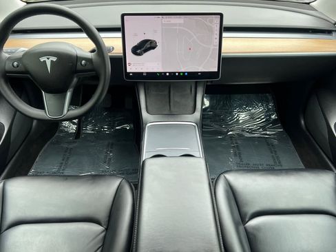 Used 2021 Tesla Model 3 Long Range AWD/4WD image 3