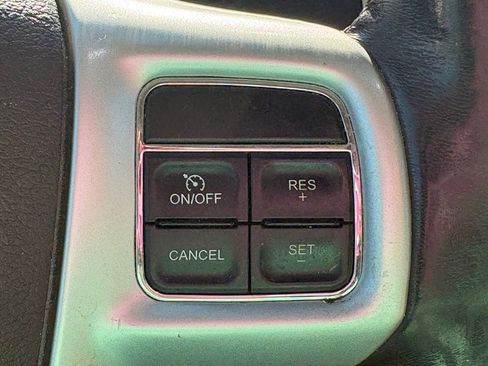 Used 2015 Chrysler Town & Country Limited Platinum w/ Trailer Tow Group image 27