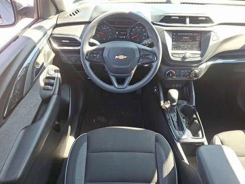 Used 2023 Chevrolet TrailBlazer LT image 11