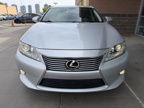 Used 2015 Lexus ES 350 w/ Premium Package FWD image 10
