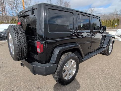 Used 2018 Jeep Wrangler Unlimited Sahara w/ Dual Top Group image 7