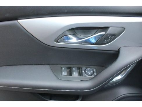 Used 2025 Chevrolet Blazer LT image 18