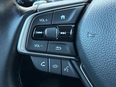 Used 2020 Honda Accord Touring image 37