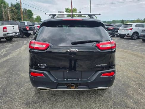 Used 2018 Jeep Cherokee Limited w/ Trailer Tow Group AWD/4WD image 6