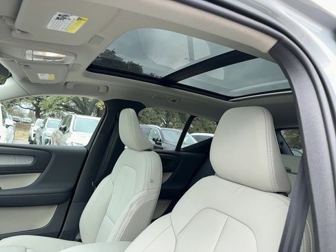 New 2026 Volvo XC40 B5 Plus w/ Protection Package Premier AWD/4WD image 14