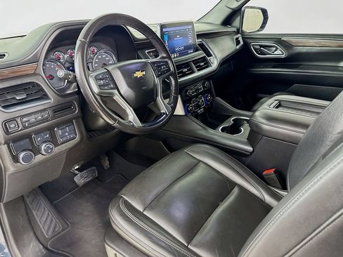 Used 2021 Chevrolet Tahoe LT w/ LT Signature Package RWD image 10