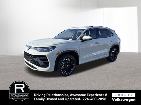 New 2026 Volkswagen Tiguan SEL R-Line image 4