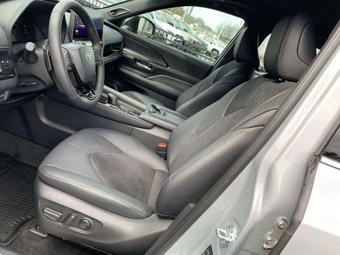 Certified 2026 Toyota Grand Highlander AWD Hybrid image 18