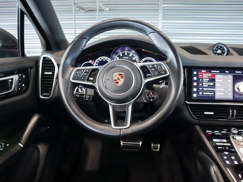 Certified 2023 Porsche Cayenne S image 13