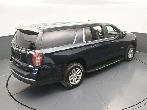 Used 2024 Chevrolet Suburban LT AWD/4WD image 53