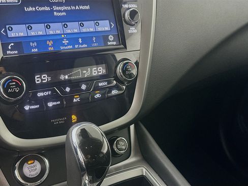 Used 2024 Nissan Murano SV w/ SV Midnight Edition Package FWD image 22