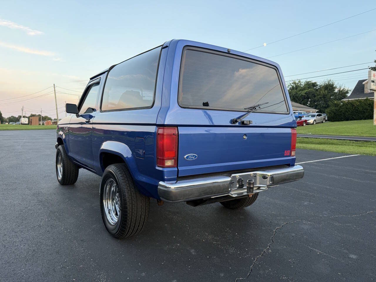 Used 1990 Ford Bronco II 2WD image 4