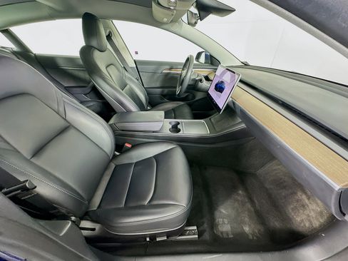 Used 2023 Tesla Model 3 Standard Range image 30