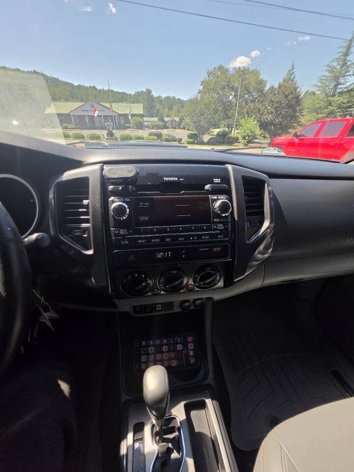 Used 2012 Toyota Tacoma PreRunner w/ SR5 Pkg RWD image 18