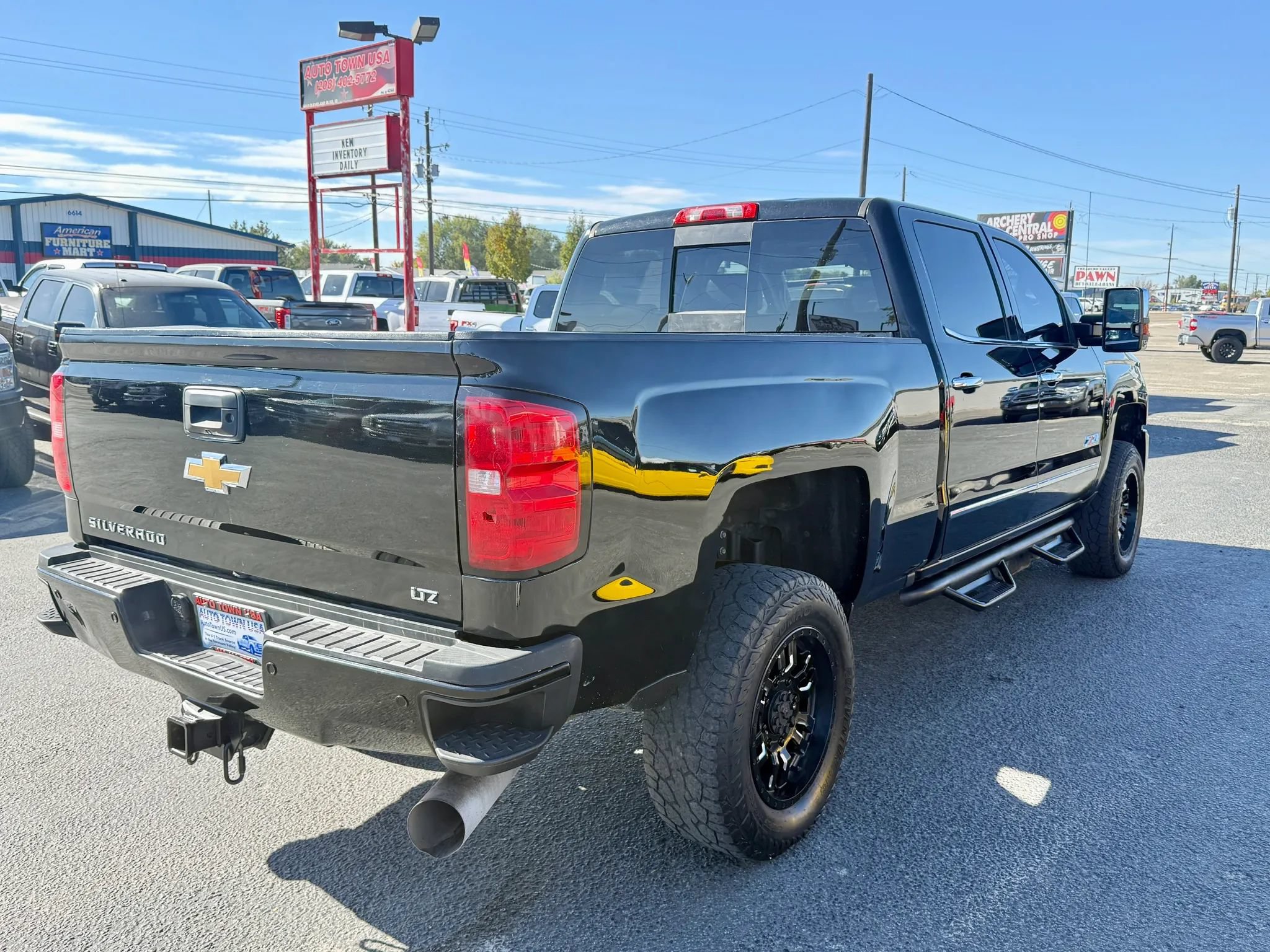 Used 2019 Chevrolet Silverado 3500 LTZ w/ Duramax Plus Package AWD/4WD image 5