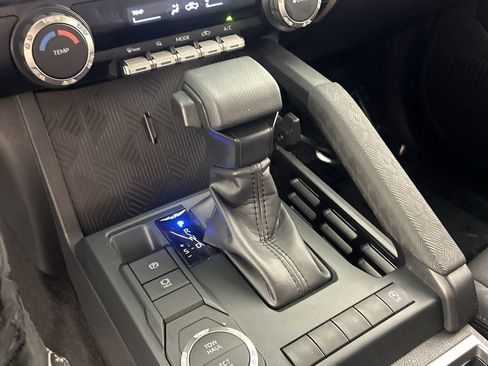 Used 2026 Toyota Tacoma SR5 RWD image 15