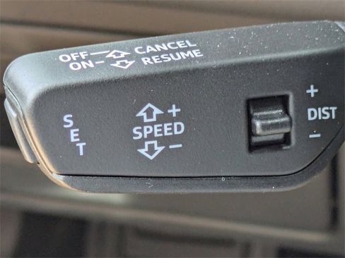 Used 2025 Audi A6 Premium Plus image 19