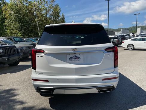 Used 2024 Cadillac XT6 Premium Luxury w/ LPO, Floor Liner Package AWD/4WD image 5