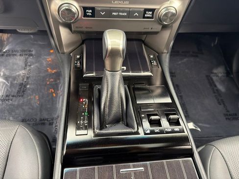 Used 2021 Lexus GX 460 Premium w/ Premium Package AWD/4WD image 17