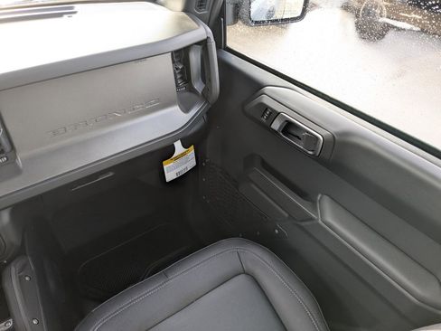 New 2025 Ford Bronco Badlands w/ Sasquatch Package image 19