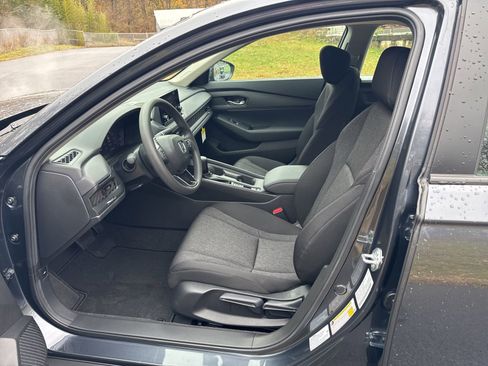 New 2025 Honda Accord LX image 6