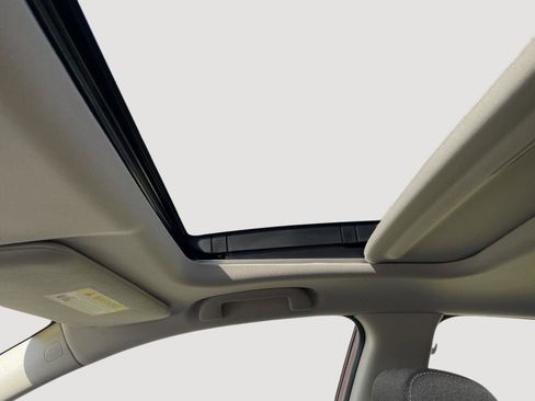 Used 2019 Honda Civic EX image 6
