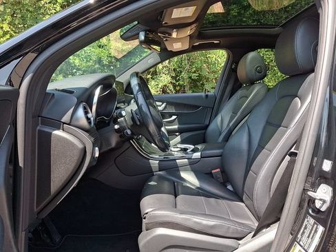 Used 2018 Mercedes-Benz GLC 300 4MATIC image 13
