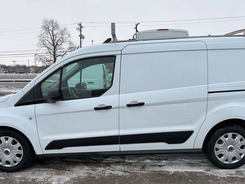 Used 2022 Ford Transit Connect XL image 5