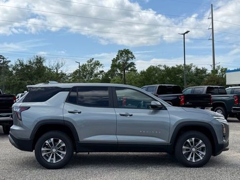New 2026 Chevrolet Equinox LT w/ Safety and Technology Package image 5