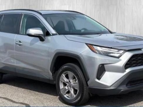 Used 2023 Toyota RAV4 XLE AWD/4WD image 11