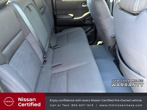 Certified 2022 Nissan Frontier SV AWD/4WD image 18