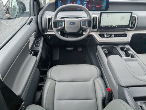 New 2026 Ford Expedition Max Active AWD/4WD image 9