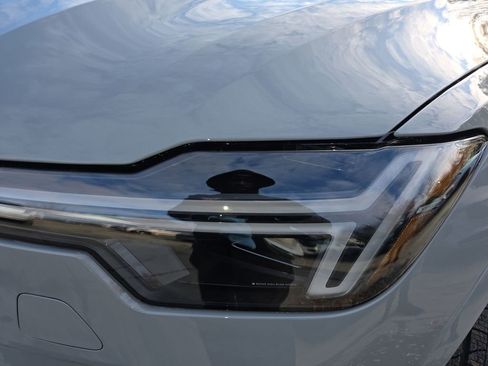 New 2026 Volvo XC90 B6 Plus w/ Protection Package Premier image 37