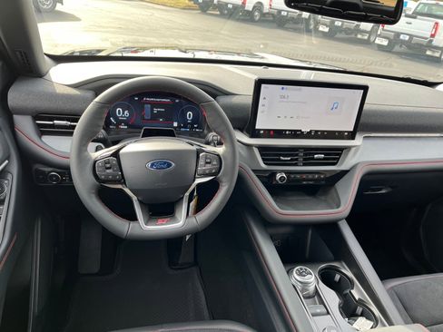 New 2026 Ford Explorer ST w/ Sun And Sound Package image 16