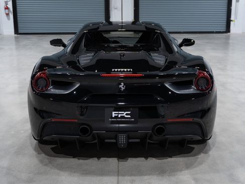 Used 2018 Ferrari 488 Spider image 78