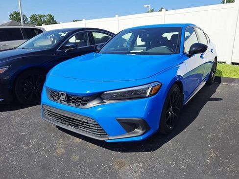 Used 2024 Honda Civic Sport image 4